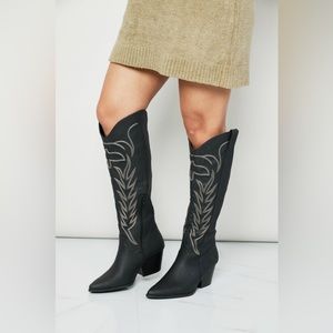Cheyenne Nights Embroidered Knee High Cowboy Boots in Black